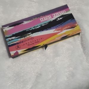 Anastacia Artist pallet